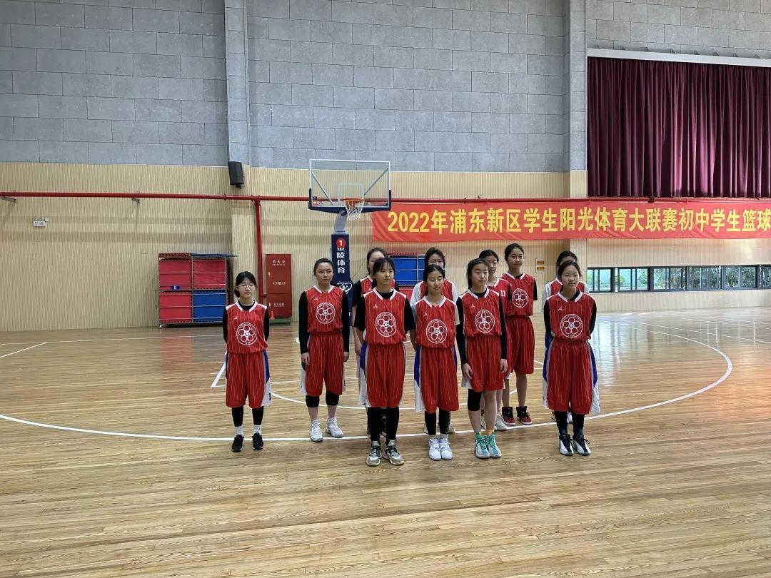 闵行中学篮球队_闵行五中篮球_闵行初中篮球比赛冠军